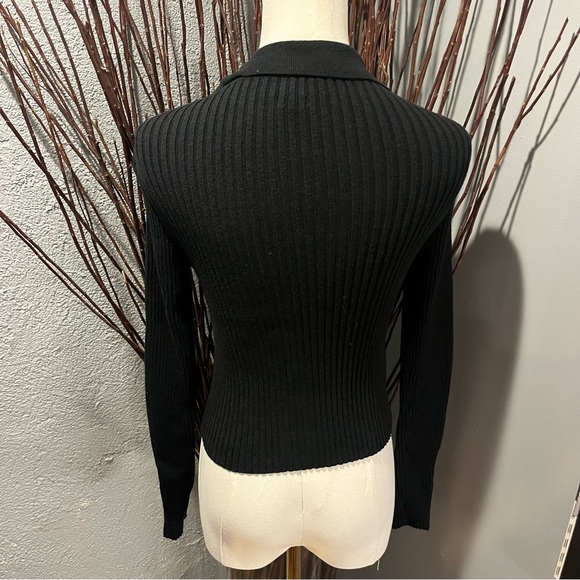 🍒AERIE BLACK RIBBED COLLARED V-NECK CARDIGAN SWEATER SIZE SMALL🌺 - Picture 3 of 4